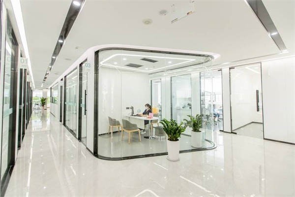 青岛维乐口腔是连锁的吗？6家分店覆盖广正规看牙更便捷安心