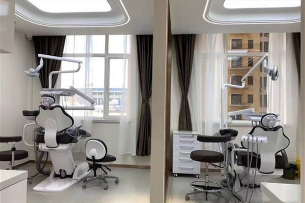 邵阳雅贝康口腔门诊部收费贵吗？种牙矫正补牙价格大起底，这波攻略要收好  