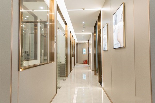 苏州金铂利口腔门诊部活动义齿靠谱吗:连锁牙科且实力强