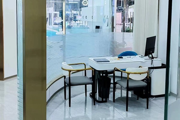 泉州鲤城诺倍尔口腔门诊部吸附性义齿正规吗:连锁牙科且实力强好评率高