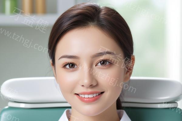 家庭牙齿美白套装和医院美白项目，效果差多少？