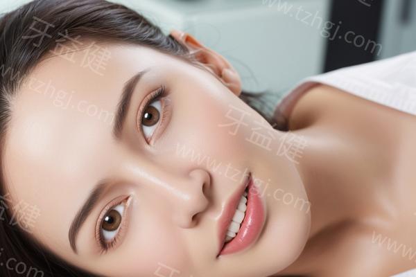 湛江柏乐口腔收费标准一览表，义齿2000+洁牙39.9根管300+等