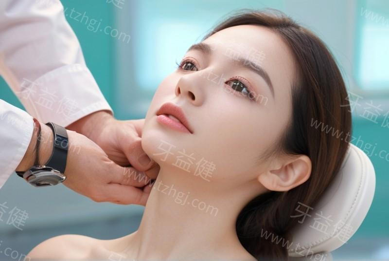 喝冷热水牙齿酸痛？解密敏感牙4大诱因及应对方法
