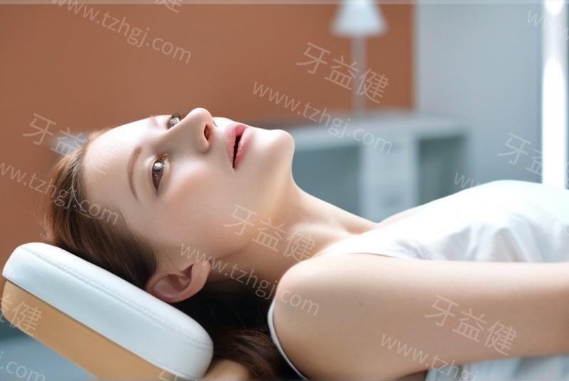  漱口水能代替刷牙吗？不能！它只是辅助清洁