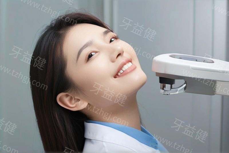 牙龈出血是上火吗？可能是牙周炎的信号