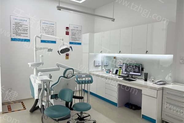 温州拜博口腔2025价格明细公布：种植牙1800元起、正畸6500元起、拔牙50元起很实惠