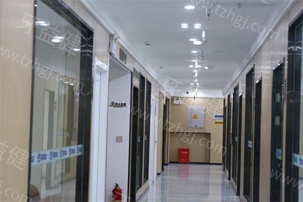 兰州万博口腔怎么样？种植牙技术突出，医生团队经验更丰富