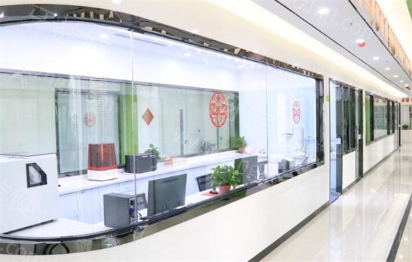 临汾麦特登口腔门诊部收费明细速看：种牙4000+/矫正8200+/补牙115+洗牙65+