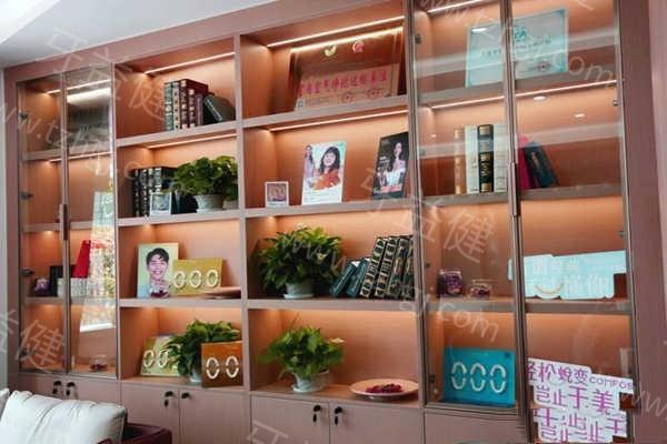 资阳齿康牙米口腔门诊部靠谱吗:资质正规且医生团队强口碑好 资阳齿康牙米口腔门诊部靠谱吗:资质正规且医生团队强口碑好